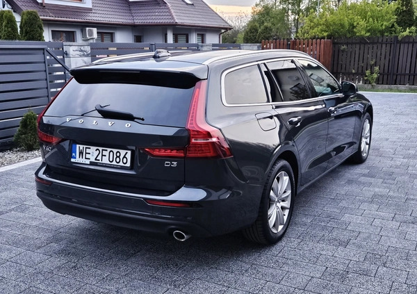 Volvo V60 cena 83900 przebieg: 212000, rok produkcji 2020 z Poddębice małe 277